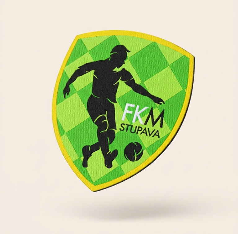 Logo futbalového klubu FKM Stupava s hráčom a loptou.